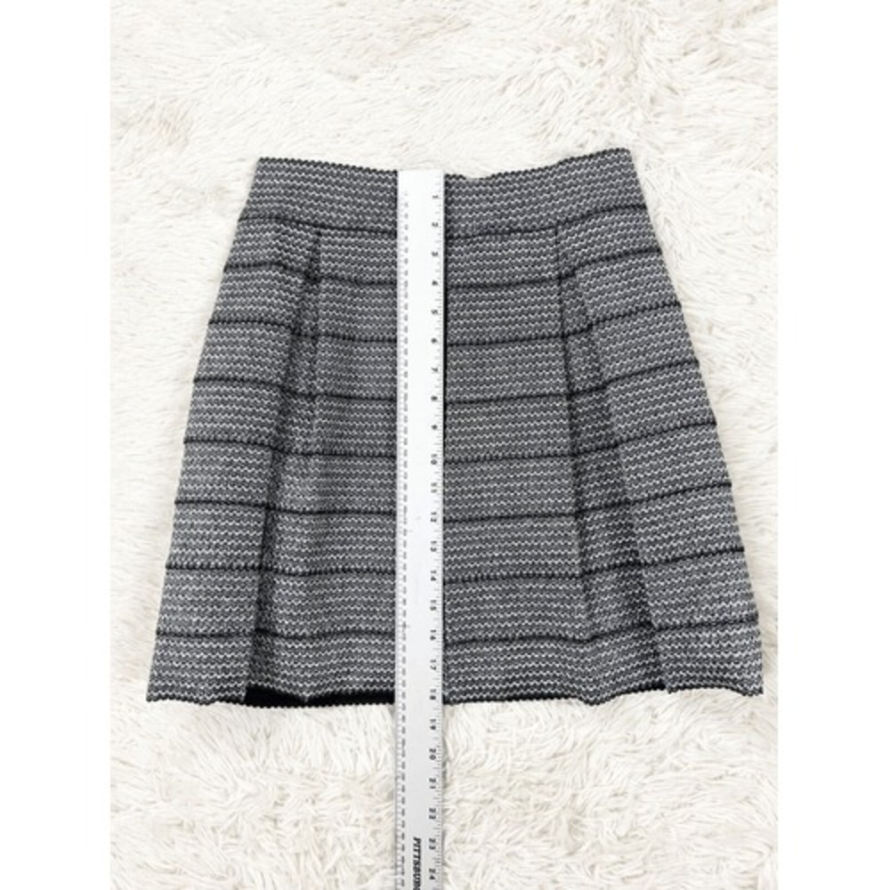 Ginger G Black Silver Metallic Bandage Pleated A-Line Skirt Size Medium - Picture 3 of 6